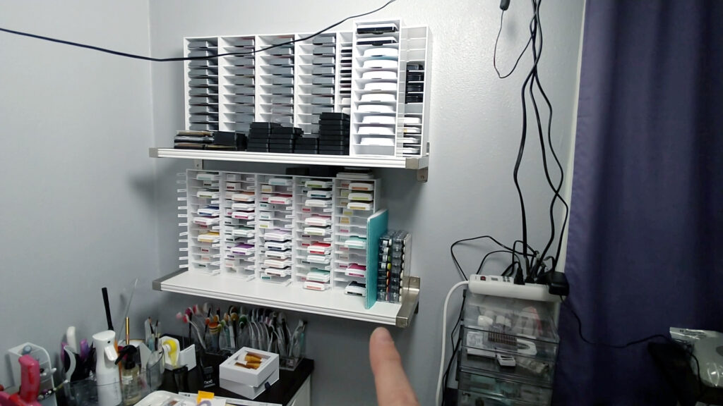 Wall storage